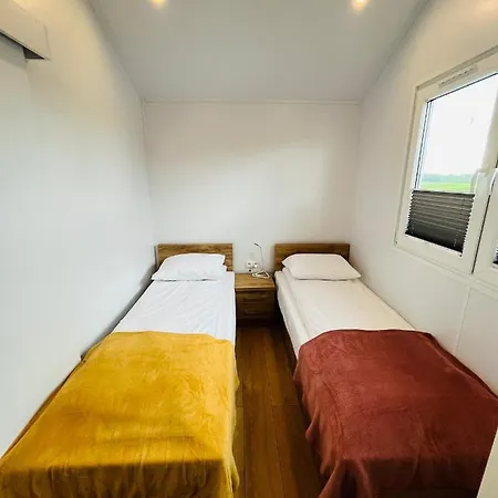 Sloneczny Pagorek بيت للعطل غيجيتسكو